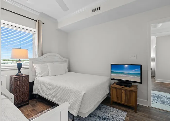 Sanibel Unit 405 Holiday home Gulf Shores